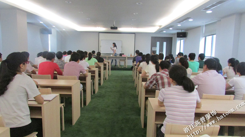 分享经验交流会-迪卡侬合作帽厂