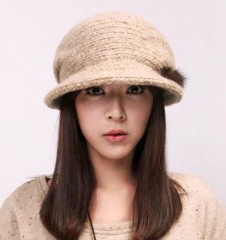 靓丽30岁女人的冬季帽子