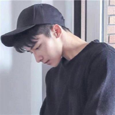 经常戴帽子的人怎么样