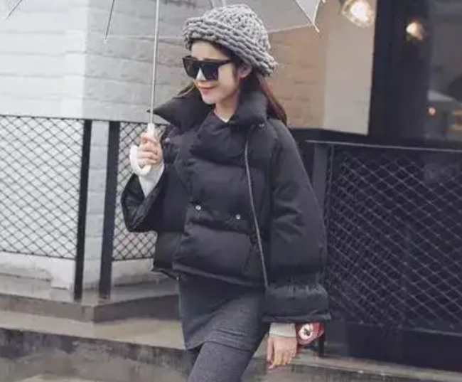 灰色帽子图片