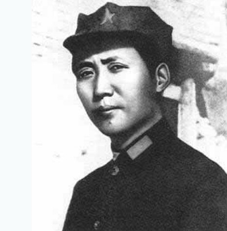 毛泽东戴着八角帽的照片