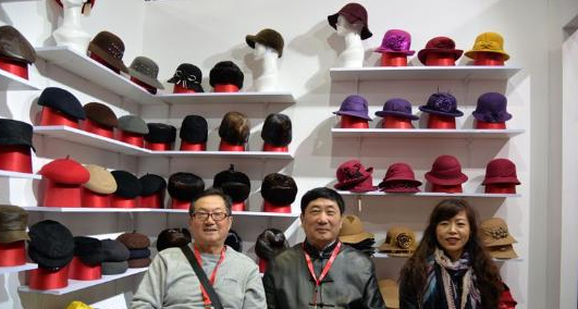 中国百货商业协会帽业专业委员会参加组团亮相2016CHIC